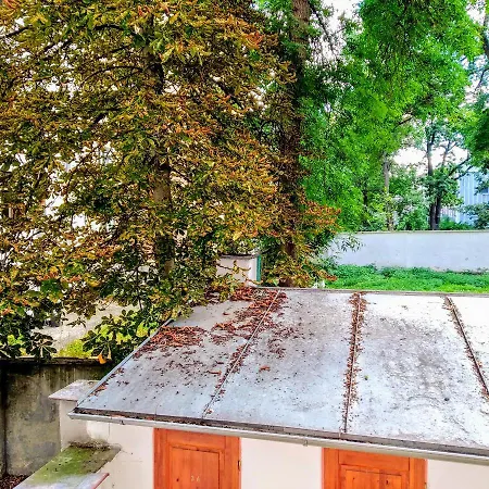 Sense Of Zizkov Appartement Praag