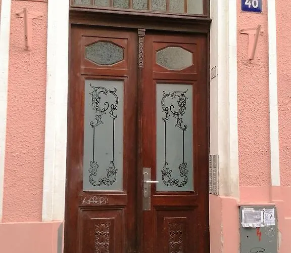 Apartman Sense Of Zizkov Prága